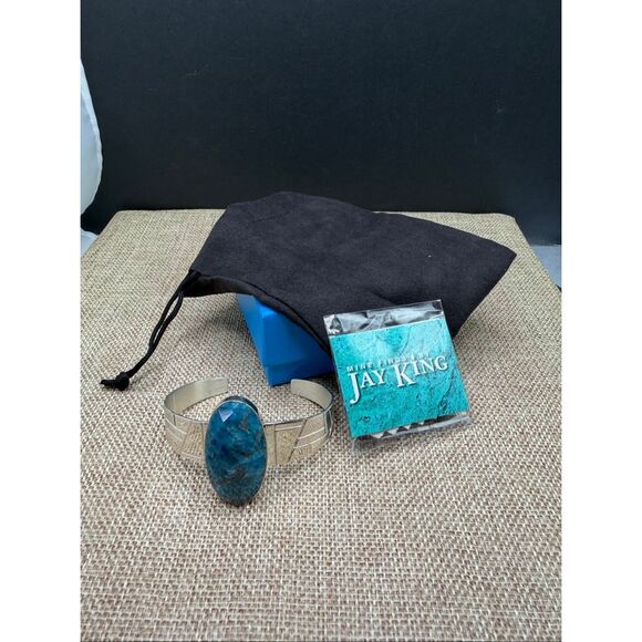 Jay King Mine Finds Sterling Silver Cuff Bracelet Large Oval Blue Apatite/Chryso - Picture 1 of 7